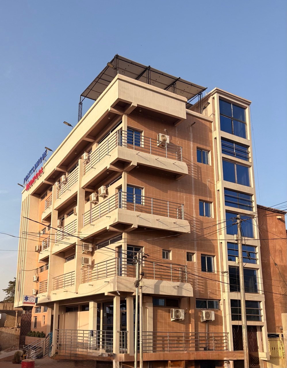 Polyclinique MEDI-POOL - Vue principale